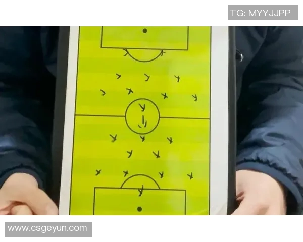 足球战术解读：瓜迪奥拉的神阵法